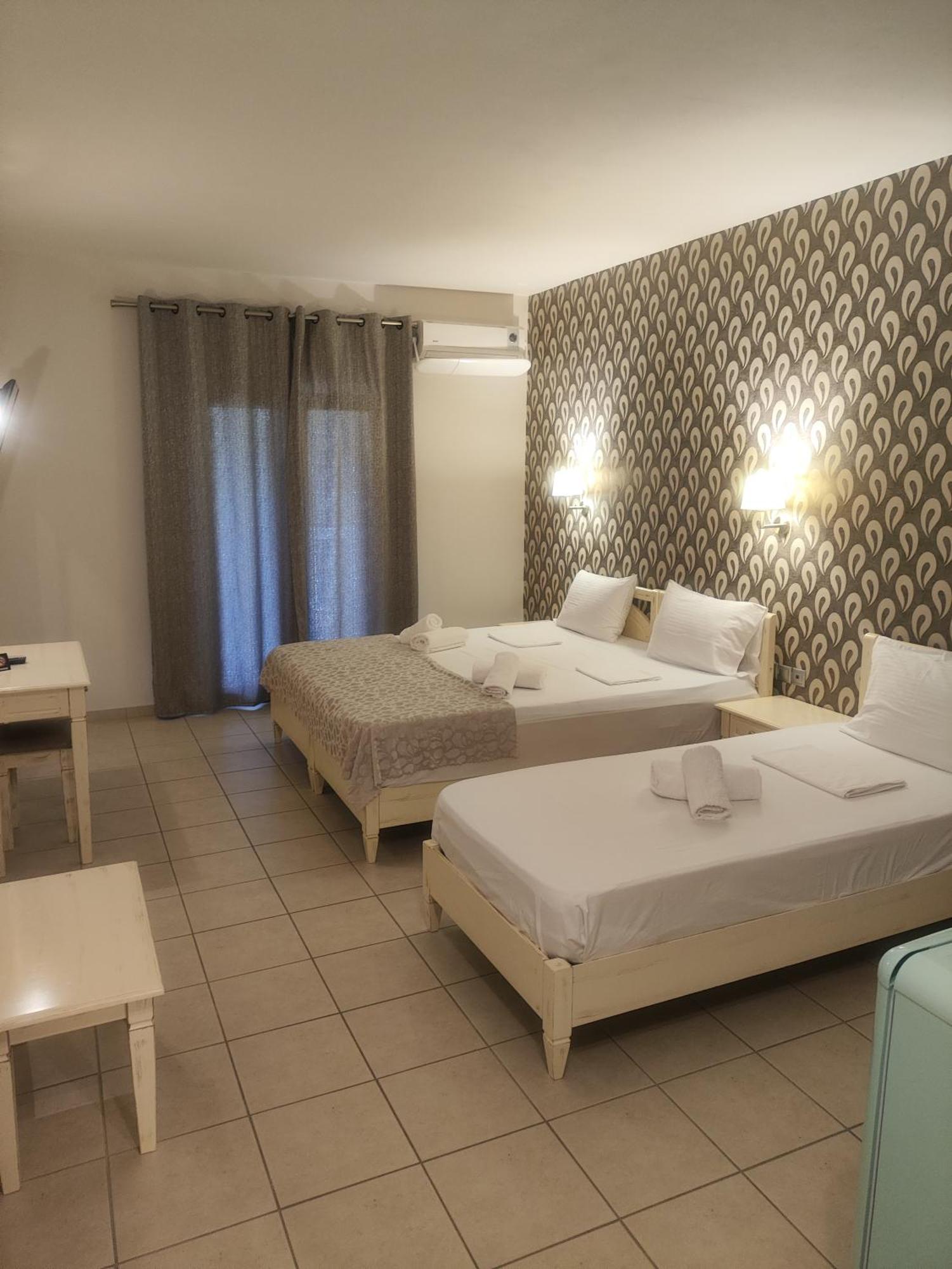 Hotel Michaelangelo Boutique Parga Esterno foto